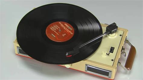 Crosley CR40 Mini Turntable Record Player - YouTube