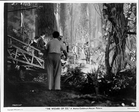 The Wizard of Oz - behind the scenes (1939) #1 | Wizard of oz 1939, Wizard of oz, The wonderful ...