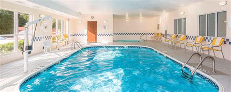 Hotel Gym & Indoor Pool Bryan, TX | Fairfield Inn & Suites Bryan College Station