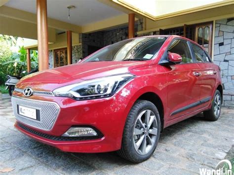 Hyundai I20 Asta for rent Top Option Manual Gear – Used Car Kerala