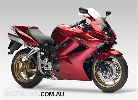 Honda VFR800 Review | MCNews.com.au