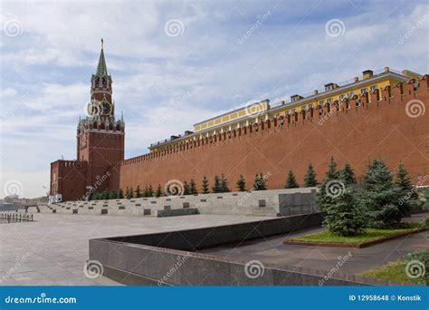 Moscow, Kremlin wall stock photo. Image of travel, city - 12958648