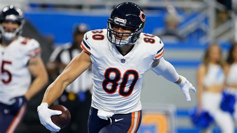 Daily Sports Smile: Chicago Bears tight end Jimmy Graham named NFL ...