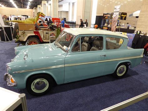 Spotted the Ford Anglia flying car at the Philadelphia Auto Show : harrypotter