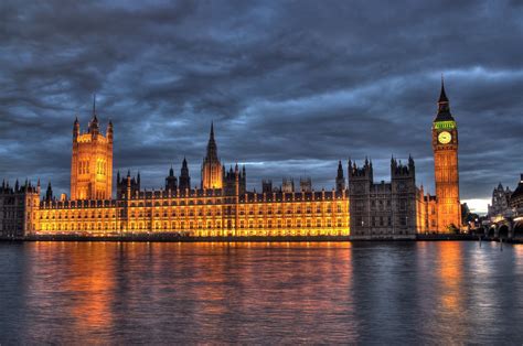 Houses of Parliament, English Parliament Building with Gothic Style Architecture - Traveldigg.com