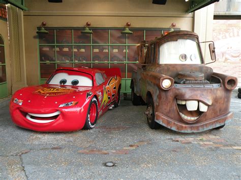 Lightning McQueen and Tow Mater hanging out in Hollywood Studios. | Hollywood studios disney ...