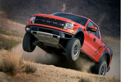 Ford Introduces F-150 SVT Raptor Off-road Truck - autoevolution