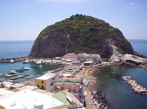 Ischia in motion | VolcanoCafe