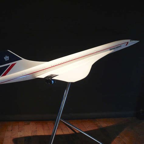 Large Scale Vintage Concorde Model For Sale at 1stdibs