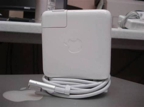 85w APPLE Macbook CHARGER (NEW) - 15 / 17" Macbook Pro - $55 (Midtown ...