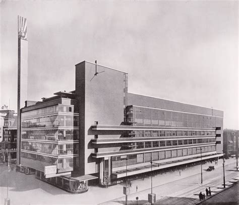 De Bijenkorf Rotterdam, Netherlands (1930) by Willem Marinus Dudok : ModernistArchitecture