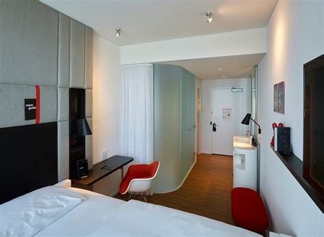 citizenM Boston North Station Hotel Rooms: Pictures & Reviews - Tripadvisor