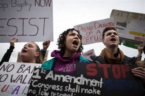 PHOTOS: Immigration ban protests spread across the U.S – The Denver Post