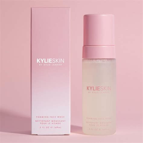 Kylie Jenner's Skin Care Review: Everything You Need To Know About Kylie Skin Care Line Kylie ...