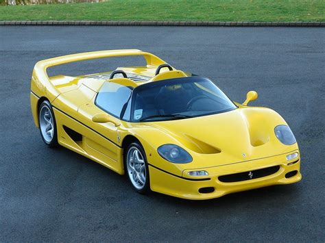 1996 Ferrari F50 | Jaune