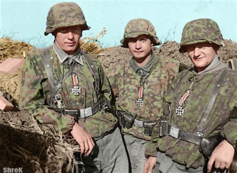 Ww2 Uniforms, German Uniforms, German Soldiers Ww2, German Army, Ww2 History, Military History ...