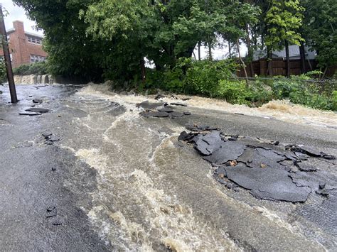 PHOTOS: Flooding causes road closures in New England – NECN