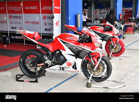 BURIRAM - DECEMBER 4 : Honda Motorcycle of Astra Honda Racing Team in ...