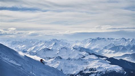 Paradiski - book apartments and chalets with ski-france.com