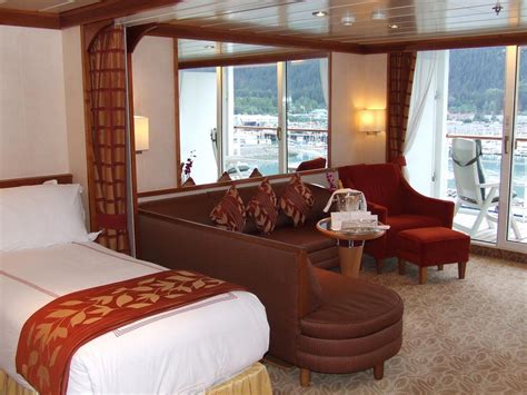 Regent Seven Seas Mariner - Suites and Accommodations