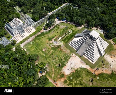 Aerial view of Mayan Ruin of Chichen Itza Archaeological Site Yucatan Peninsula, Quintana Roo ...