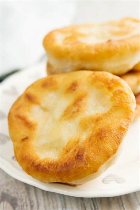 Easy Bannock Bread, a simple fried bread, fast and easy and so ...