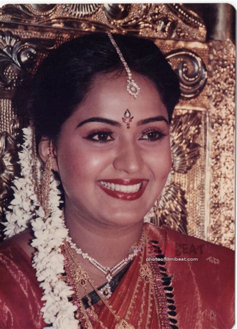 Yesteryears Diva Actress Radha Celebrates 25 Years of Wedding | Indian ...