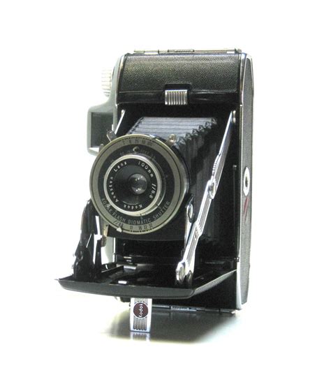 Vintage Working Kodak Tourist 620 Film Folding Camera 1948-1954 | Folding camera, Kodak, Camera