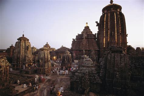 Lingaraj temple, biggest in Bhubaneswar | History & details | Visitors ...