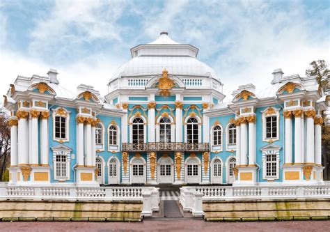 50 Magnificent Russian Palaces and Mansions (Photos)