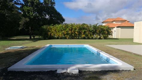 Fiberglass Swimming Pools in Panama - Neptune Pools Panama