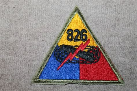 ORIGINAL WW2 U.S. Army Armored 826th Tank Destroyer Batt. Triangle ...