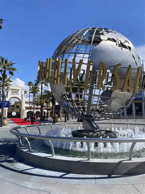 Universal's Famous Globe Icon Actually Moved Locations - Inside the Magic