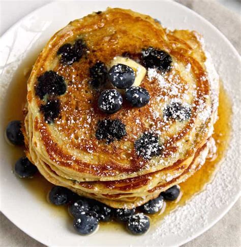 Cornmeal Blueberry Pancakes Recipe - the hungry bluebird