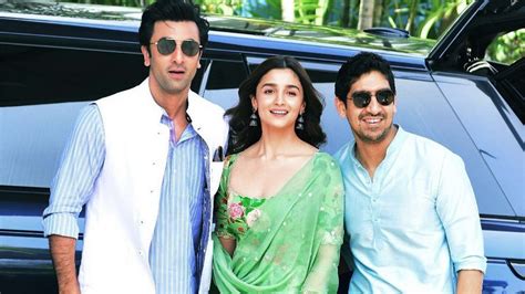 Alia Bhatt admits she begged Ayan Mukerji to cast her opposite Ranbir Kapoor in 'Brahmastra'