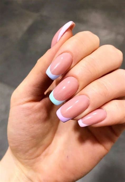 Pastel Manicure: la nuova coloratissima tendenza da Instagram