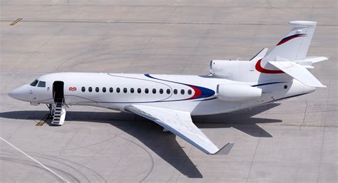 Dassault Falcon 8X - Skyllence