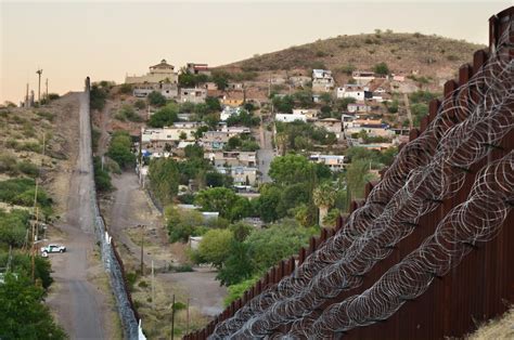 Los Nogales: Two faces of a hard border wall — palabra.