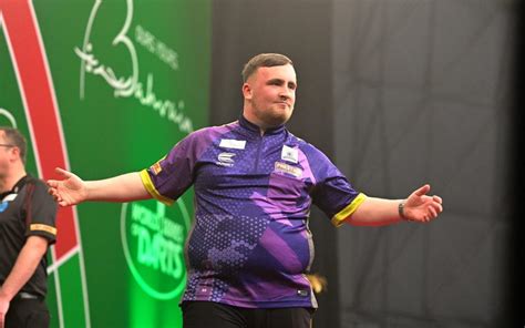 Luke Littler makes winning return to the oche spurred on by Fergie's ...