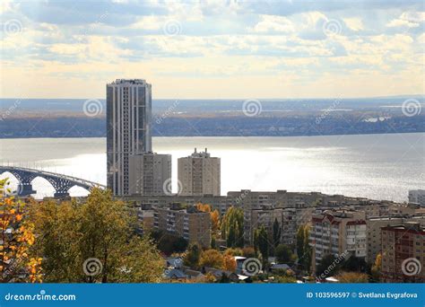 Saratov City. Bridge Over the Volga, Saratov-Engels, Russia. View from ...