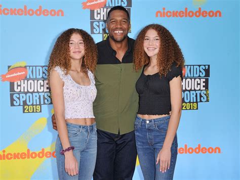 NFL Hall of Famer Michael Strahan's 19-year-old daughter is fighting cancer | The Independent