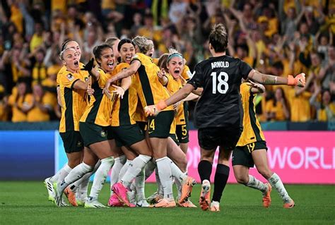 Soccer-Australia PM backs calls for public holiday if Matildas win ...