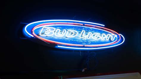 Bud Light Neon Sign | G289 | The Eddie Vannoy Collection 2020