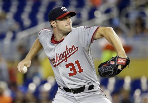 Scherzer, Papelbon lift Nationals past Marlins 1-0 - Sports Illustrated