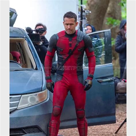 Ryan Reynolds Deadpool Suit Jacket - Jacketpop