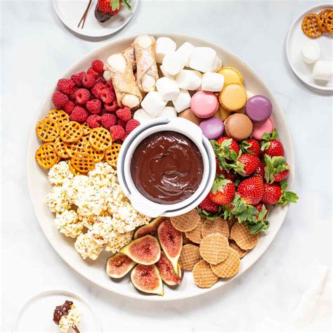 The Best Chocolate Fondue Dippers