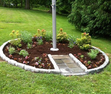 25+ best ideas about Flag pole landscaping on Pinterest | Front yard decor, Front yard tree ...