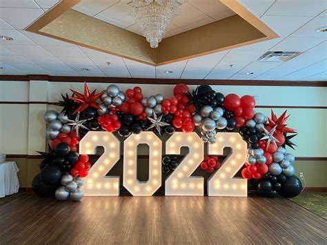 Graduation balloon marquee backdrop 2022 | Graduation balloons ...