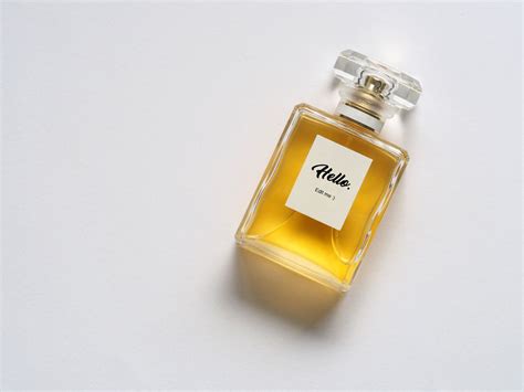 Perfume Mockup (PSD)