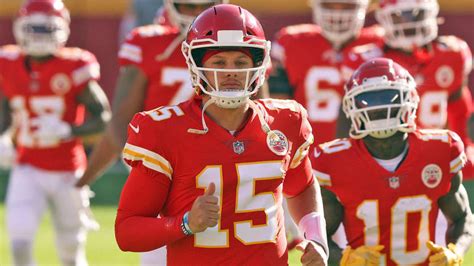 Chiefs' Patrick Mahomes says he's cleared concussion protocol, will ...